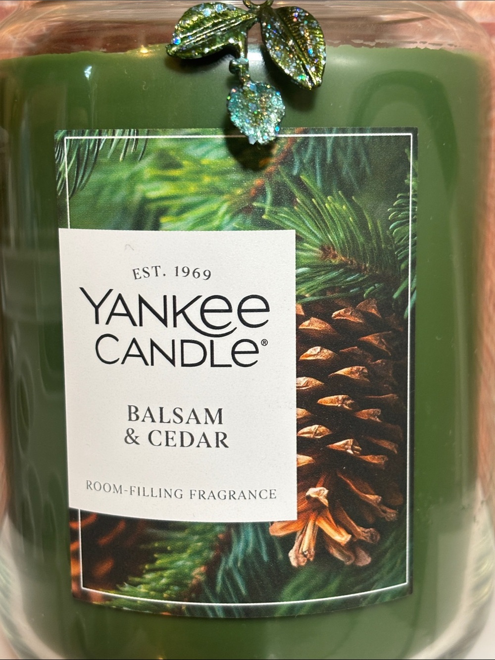 Yankee Candle Balsam & Cedar Large - Picture 2 of 4